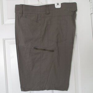 Wrangler authentics Mens Gray Stretch Active 7-pocket Cargo Short Pant- Size 42W